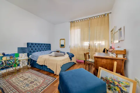 Zagreb, Centar – Elegantni četverosobni stan