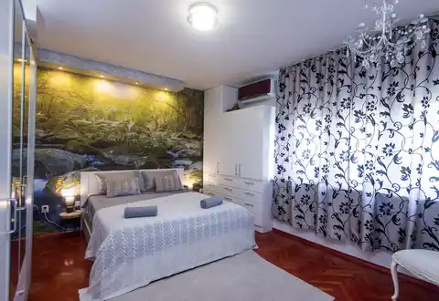 Split, Bačvice - Trzypokojowe mieszkanie z loggią