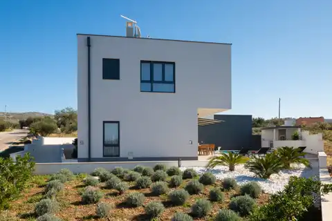 Brač, Milna — Vila, 4 spavaće sobe, grijani bazen, pogled na more