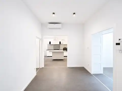 Záhreb, Centrum – byt 135 m² na prenájom, zrekonštruovaný 2026, 1. poschodie