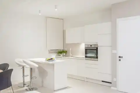 Split, Žnjan -  dvosoban s balkonom, drugi red od mora