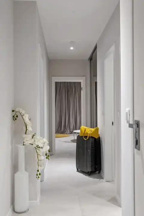 Split, Žnjan-dvosoban s balkonom, drugi red od mora