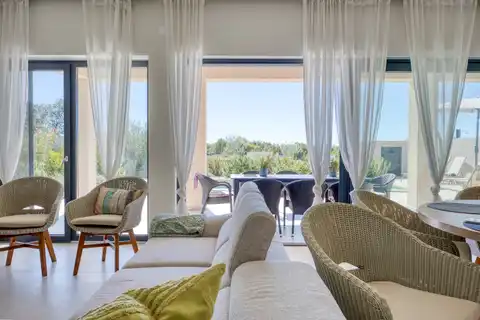 Kuća 230 m² — grijani bazen, krovna terasa, Poreč