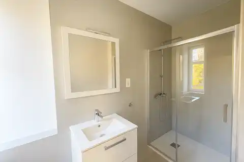 Загреб, Центр - Обновленная трехкомнатная квартира в самом центре города