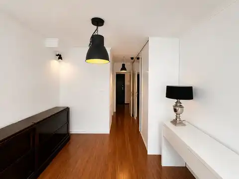 Záhreb, Medveščak – byt 150 m² na prenájom, 4 spálne, loggia, garáž