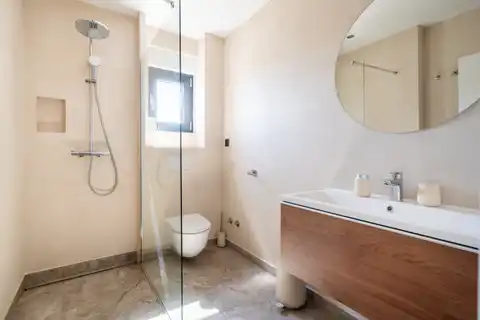 Трогир, Слатине - Двухкомнатная квартира с террасами и видом на море