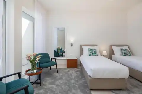 Brač - Moderna vila prvi red uz more