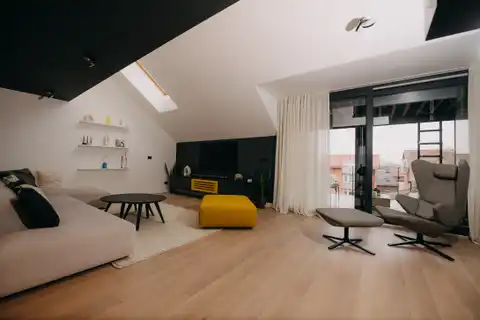 Zagreb, Jarun - penthouse de luxe de quatre pièces