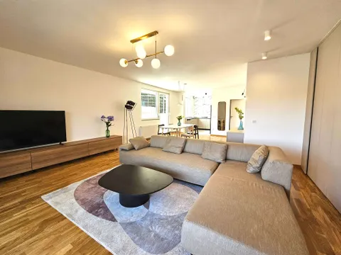 Zagabria, Pantovčak - Lussuoso appartamento di quattro locali con terrazza di 166 m2 + garage, prima locazione