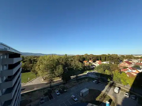 Záhreb, Borongaj - dvojizbový byt s terasou a výhľadom na zeleň.