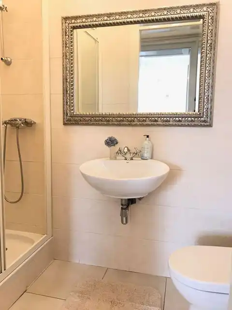 Zagabria, Città Bassa - elegante appartamento di tre stanze 130m2 in affitto