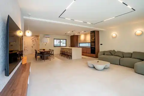 Brač, Sutivan - villa de 232 m², piscine, places de parking, vue sur mer