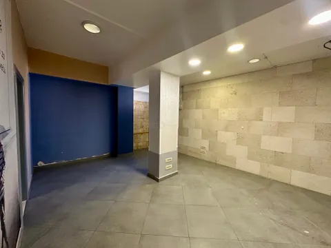 Split, centar - poslovni prostor za razne namjene 137 m2