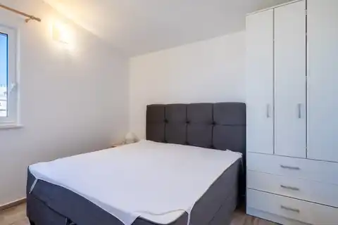 Šibenik, Rogoznica - Haus mit sechs Apartments