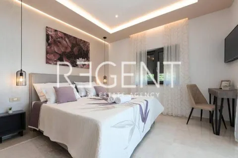 Istra, Tinjan – Elegantna vila z bazenom