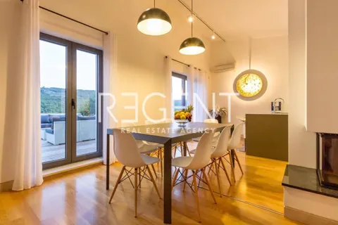 Hvar, Ivan Dolac - majetok v srdci ostrova 140 000m2