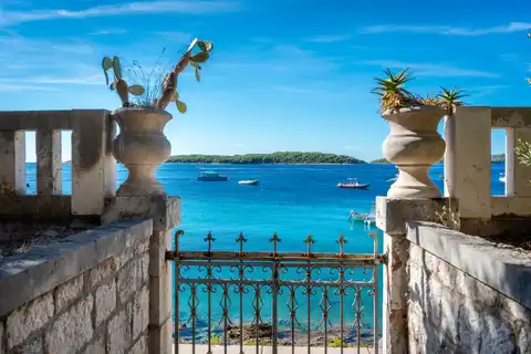 Hvar - Ekskluzivna vila na najboljoj lokaciji na otoku