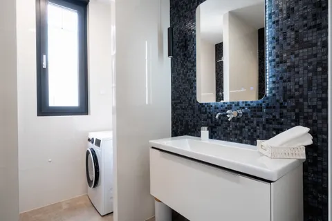 Split, Kaštel Lukšić - Moderní dvoupokojový byt 80 m2 DLOUHODOBÝ PRONÁJEM