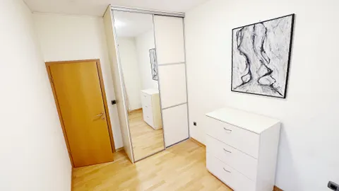 Zagreb, Špansko - Četverosoban stan 91 m2 s dvije loggie