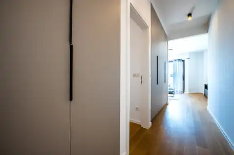 Zagreb, Maksimir — Penthouse 98 m² for rent, 2 garage spaces