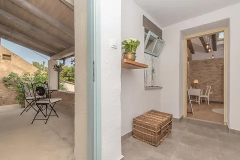 Crikvenica - Bajkovita kamena vila 200 m2