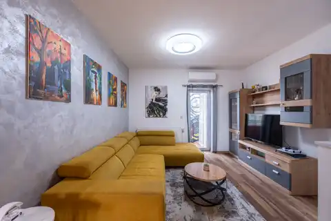 Zagreb, Lanište - Četverosoban stan s terasom i parkingom