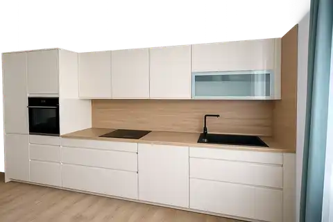 Záhreb, Dolné Mesto – byt na prenájom 88 m², 4-izbový, 1. poschodie, zrekonštruovaný