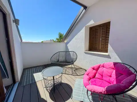 Zadar, Halbinsel – Sechs-Zimmer-Haus im Stadtzentrum