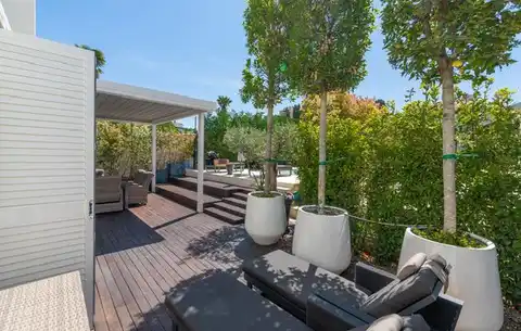 Rovinj – Luxusvilla mit Pool, erste Reihe zum Meer