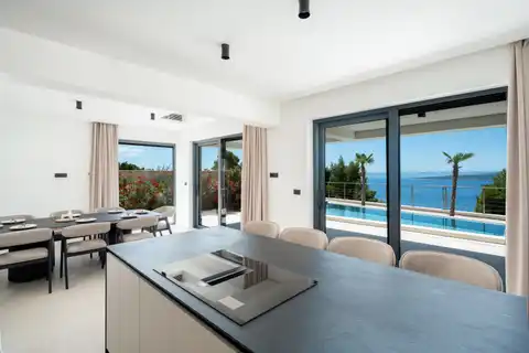 Makarska, Brela - Luxusná vila s panoramatickým výhľadom na more 317 m2