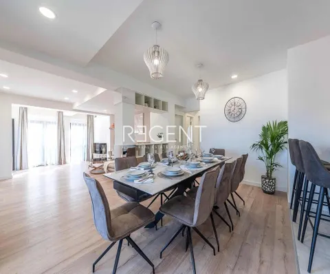 Zadar, Posedarje - Vila první řada u moře 300 m2