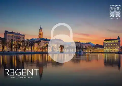 Split, Bol - Dvosoban stan s balkonom u blizini centra grada