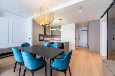 Zagabria, Centro - Moderno appartamento con tre camere da letto in affitto