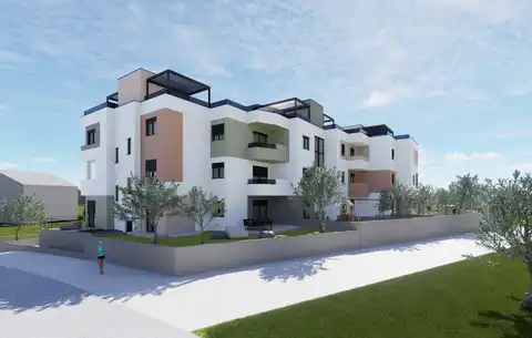 Podstrana, Strožanac - Dvosoban stan s vrtnom terasom