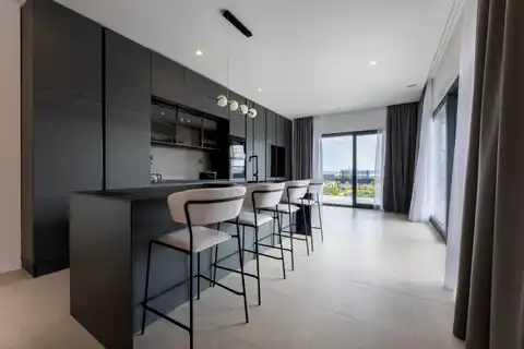 Split, Kaštela - Vila modernog dizajna sa bazenom i pogledom na more