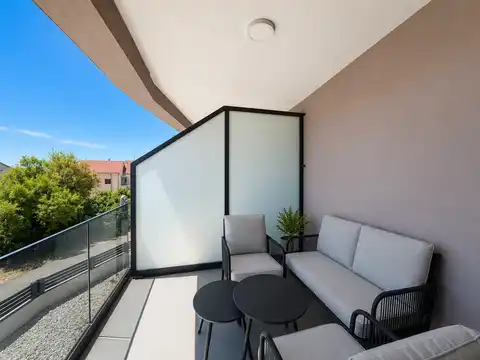 Dvoetažni stan 140 m², Brodarica, Šibenik- 3SS, krovna terasa, garaža