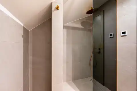 Stan 56 m² za najam — prvi najam, Centar