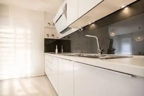 Podstrana, Sita – 55 sqm, two bedrooms, loggia, parking