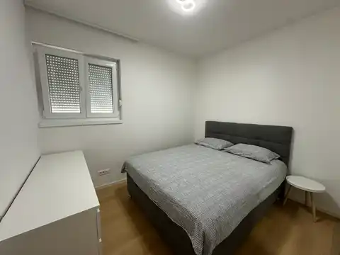 Split, Žnjan - Zwei-Zimmer-Wohnung mit Loggia und Meerblick ZU VERMIETEN