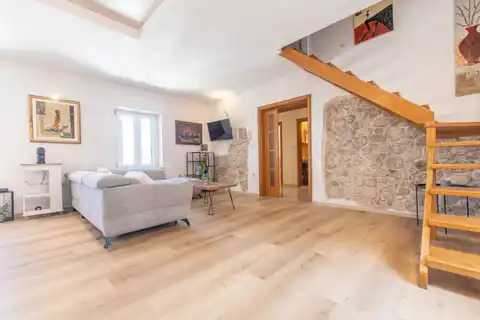 Makarska, Zentrum - Charmante Maisonette-Wohnung im Stadtkern