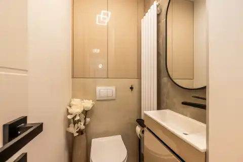 Zagreb, Malešnica - Moderan i potpuno renoviran trosoban stan