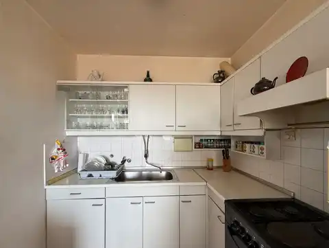 Split, Spinut - Dvosoban stan s loggiom u centru grada