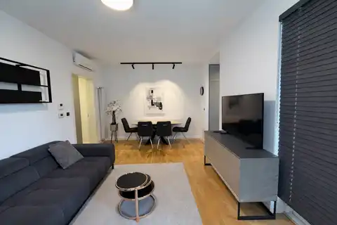 Zagreb, Città Bassa - Moderno appartamento con tre camere da letto in affitto