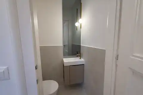 Zagreb, Centar - elegantno renoviran stan u centru grada