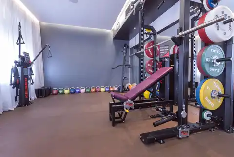 Záhřeb, Donji grad – Prostorný byt s potenciálem