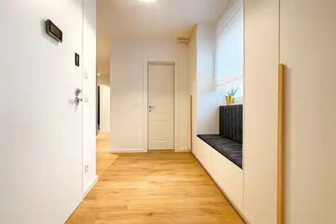 Загреб, Сесвете - современный четырехкомнатный пентхаус