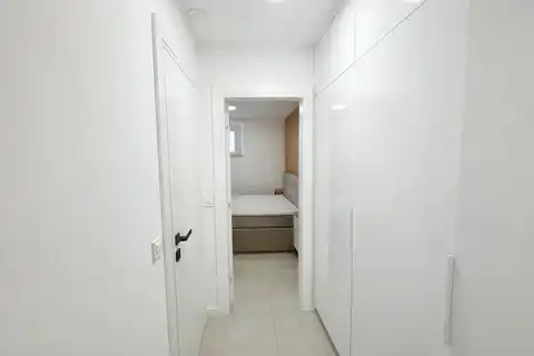 Zagreb, Centar - potpuno renoviran jedosoban stan u centru grada