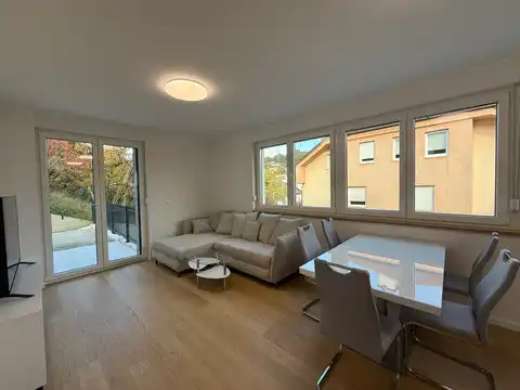 Záhřeb, Gračani – třípokojový byt se zahradou a garáží