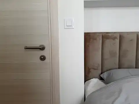 Zagreb, Trešnjevka - Appartement de trois pièces récemment rénové avec balcon