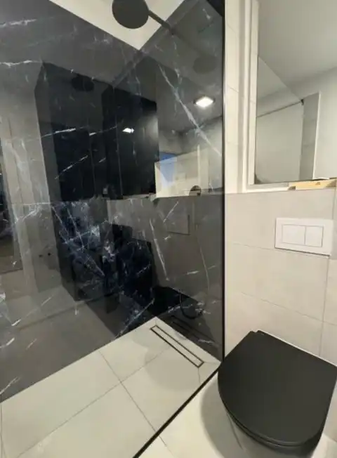 Split, Duilovo - Dvosoban stan s loggiom i pogledom na more